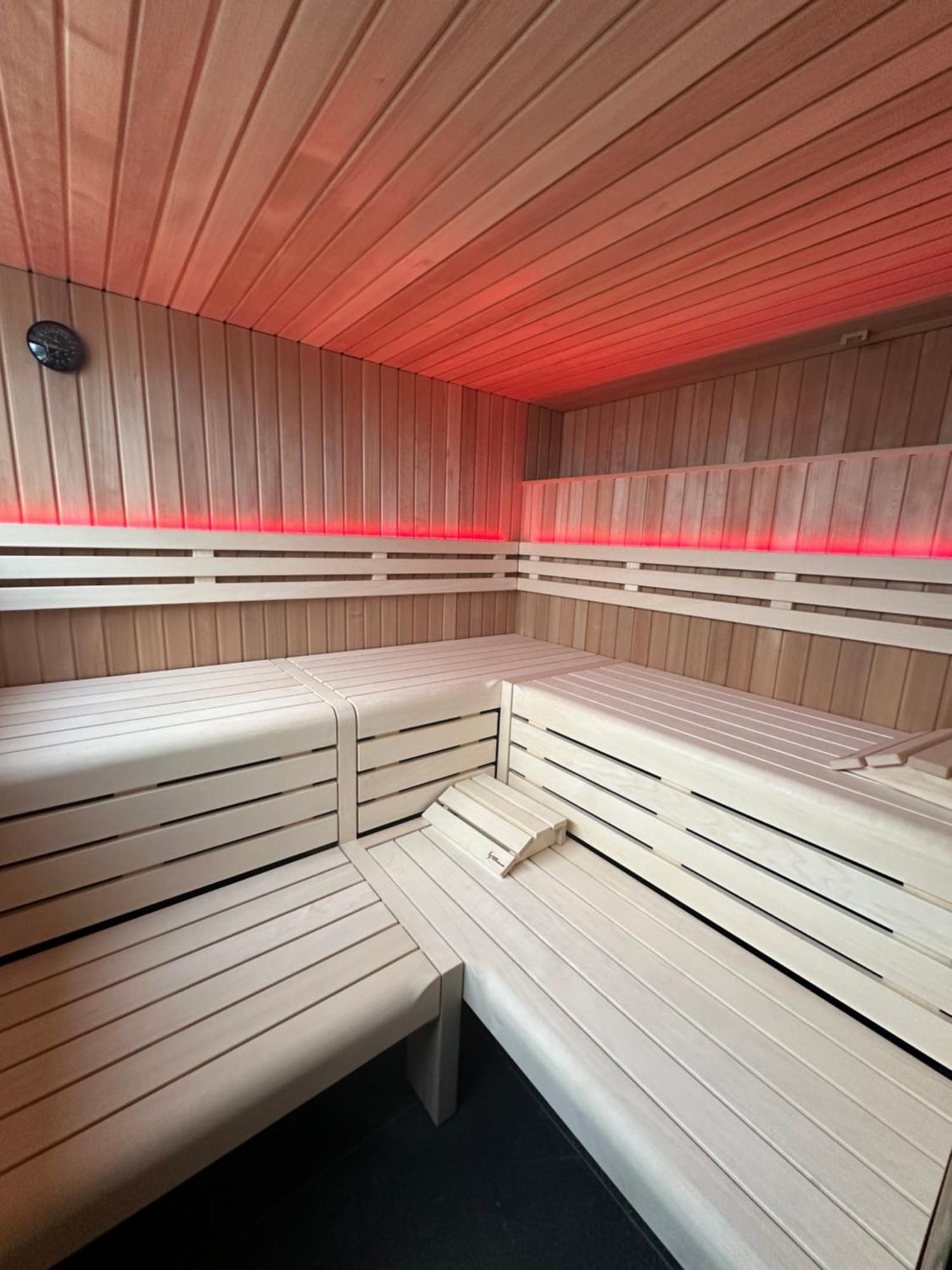 Schwimmende Ferienwohnung Sundowner Elsterheide Bagian luar foto